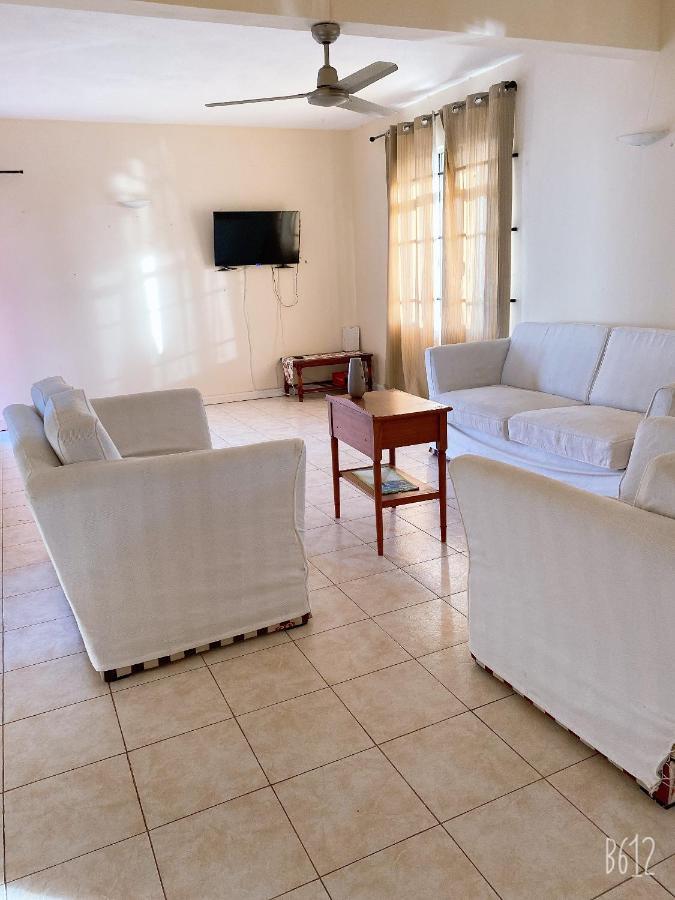 Viksh Seaview Apartment ลากูแล็ตต์ ภายนอก รูปภาพ